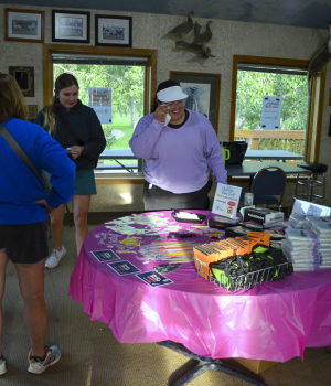 Glow-Golf-2025-085