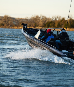 Boat-taking-off